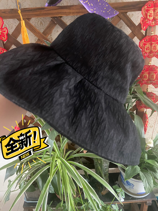 力荐！赚口碑的它~怎么也拍不出这顶帽子的美...