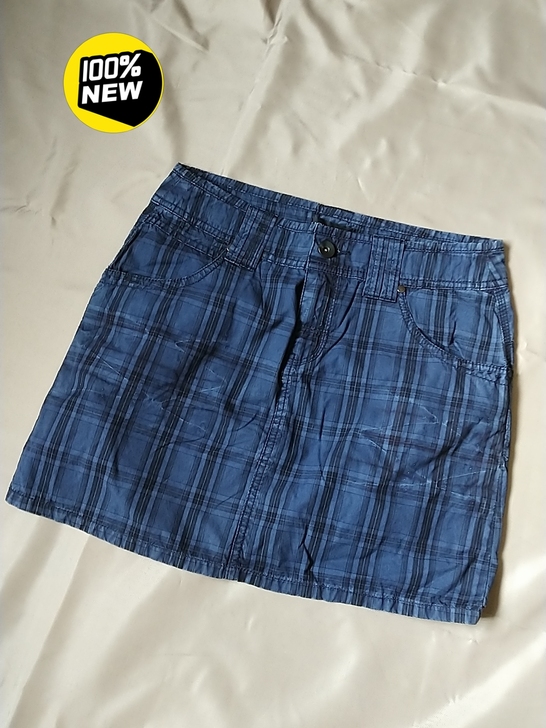 【全新外贸尾货】国际品牌折扣，外贸女装格子...