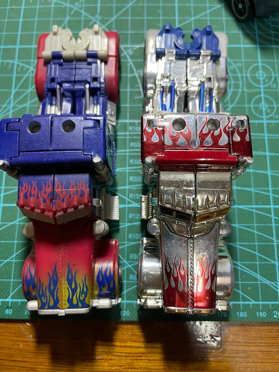 变形金刚 2011电影3 d级擎天柱