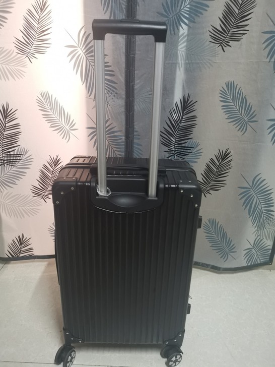 行李箱24寸小拉杆箱男密码旅行皮箱子结实耐...