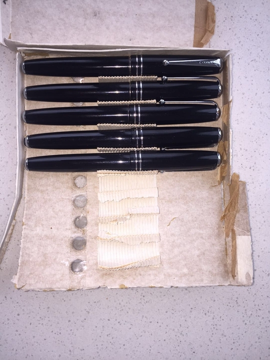 几支老钢笔打包处理英雄钢笔老钢笔抗美援朝钢...