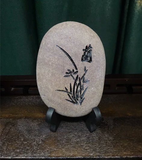 《菊》，天然原石雕刻，可当摆件，茶宠，镇纸...