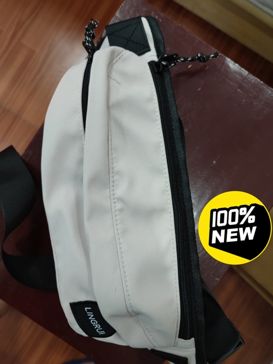 全新单肩包,送一个独角兽独角兽玩偶。