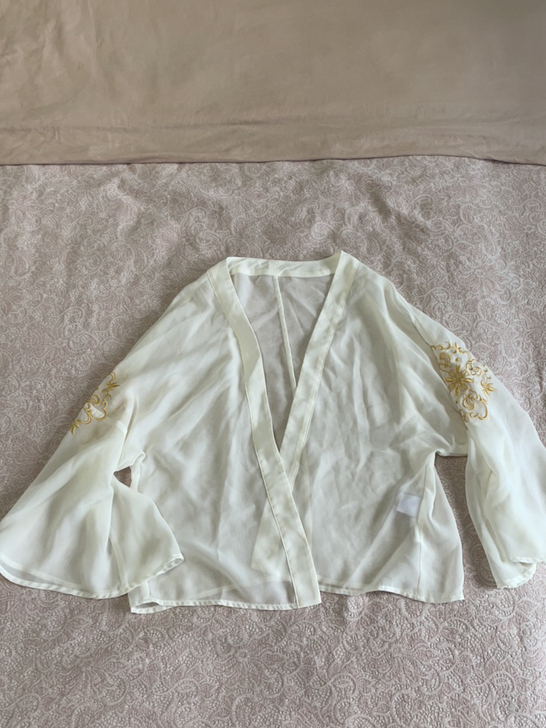 织羽集汉服开衫,M码,没穿过,可搭配着穿