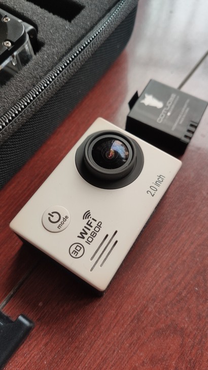 驰图山狗八代运动摄像机，全套配件，说明书，...