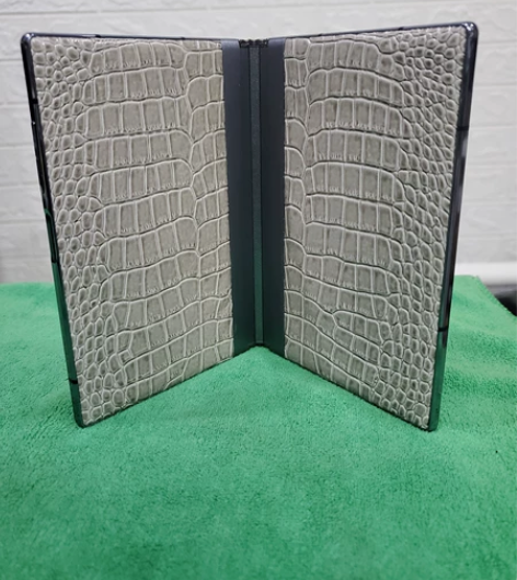 柔宇二代皮质后盖,新品上市 柔宇二代折叠屏...