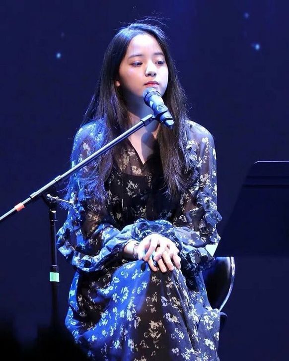 欧阳娜娜同款~女神裙~猫西YD花瓣式荷叶#...