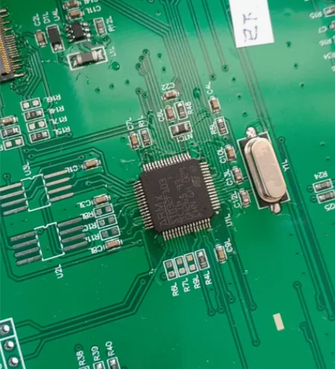 少量STM8F103C8T6，STM32F...