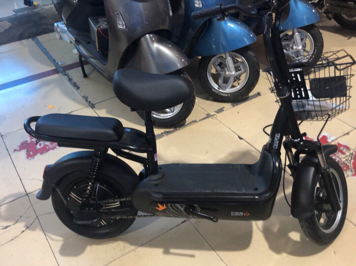 全新小电动车