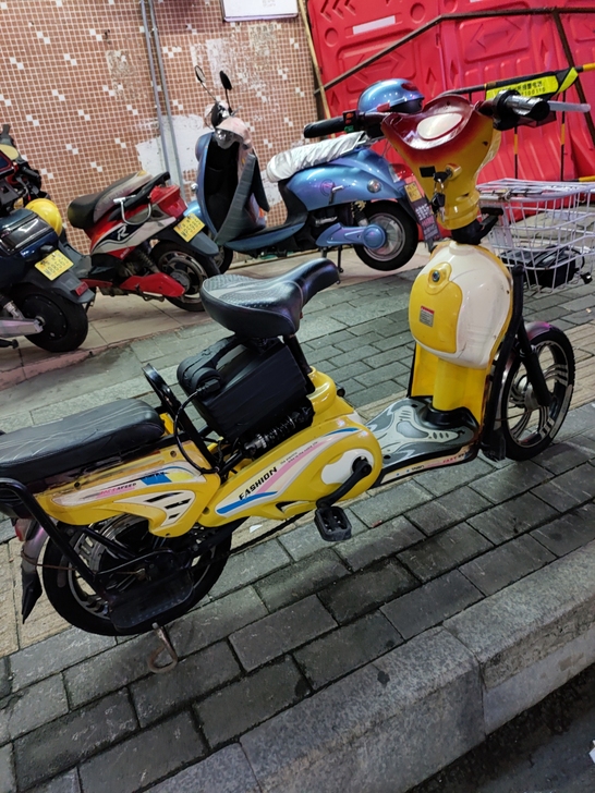 小电动车48付