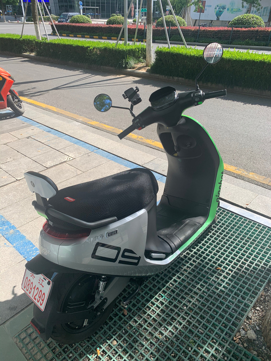 2021年5月25日激活，九号E125，a...