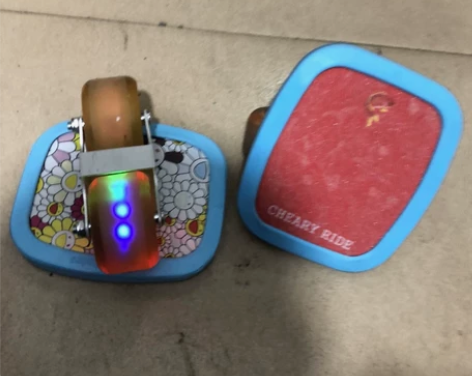 闪光轮漂移板分体滑板 木板，一体支架，闪光...