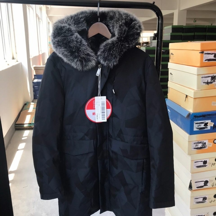 狐狸大毛领+厚款鹅绒 海澜系列品牌去标轻...