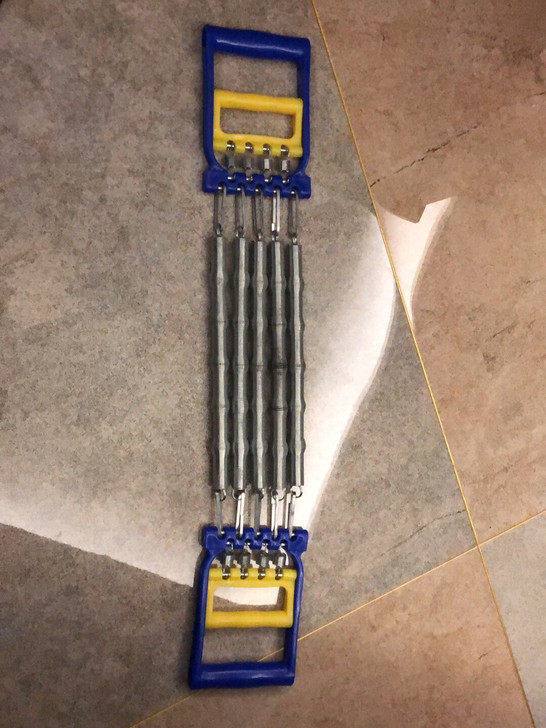 拉力器扩胸器多功能