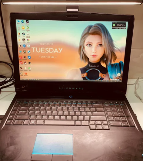 外星人笔记本电脑Alienware 17 ...