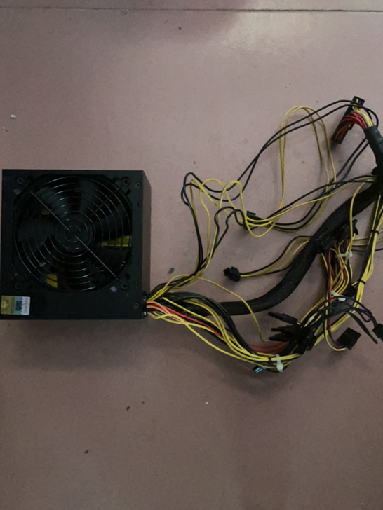 长城电源，坏了，会修的来500w