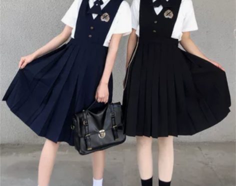 【岩松家】原创设计刺绣正黑色护奶裙女学生正...