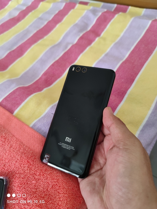 小米note3 6+128G 黑色 9新