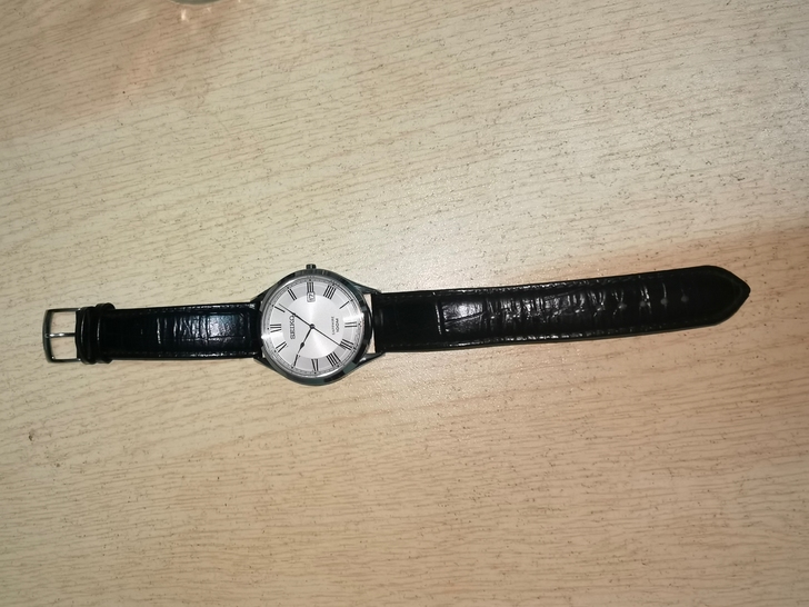 某东自营买的，平时很少带，有老板需要的吗