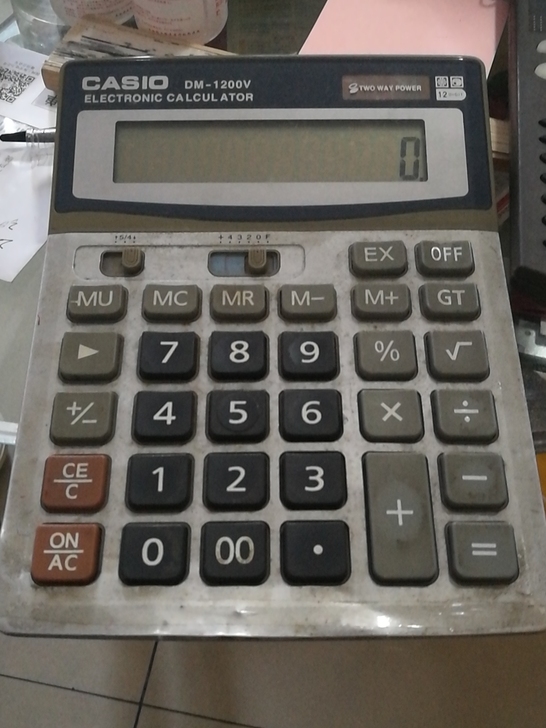 卡西欧计算机二手，正常使用，当废品卖