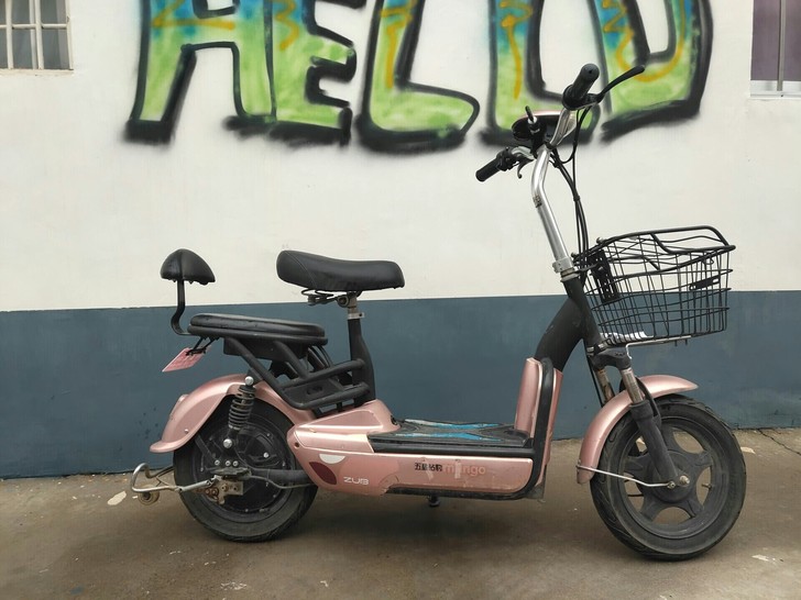 五星钻豹小滑板，续航能力25公里左右，经济...