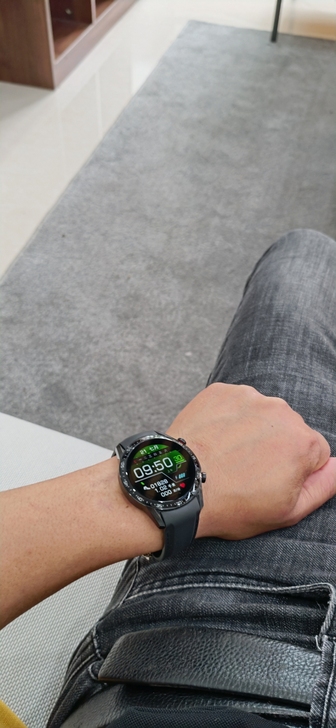 功能完好，带了有几个月，防水，才换的根新表...