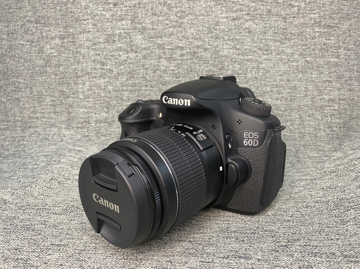 佳能60d原装单反相机 18-55mm套机