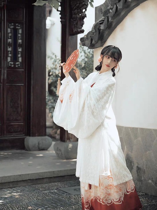 【十三余 小豆蔻儿】[蓬莱] 大袖披风交领...
