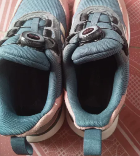 阿迪Adidas童鞋 32码