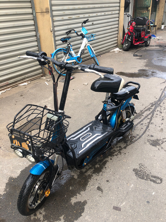 小鸟电动车，正常骑行，有牌有质保