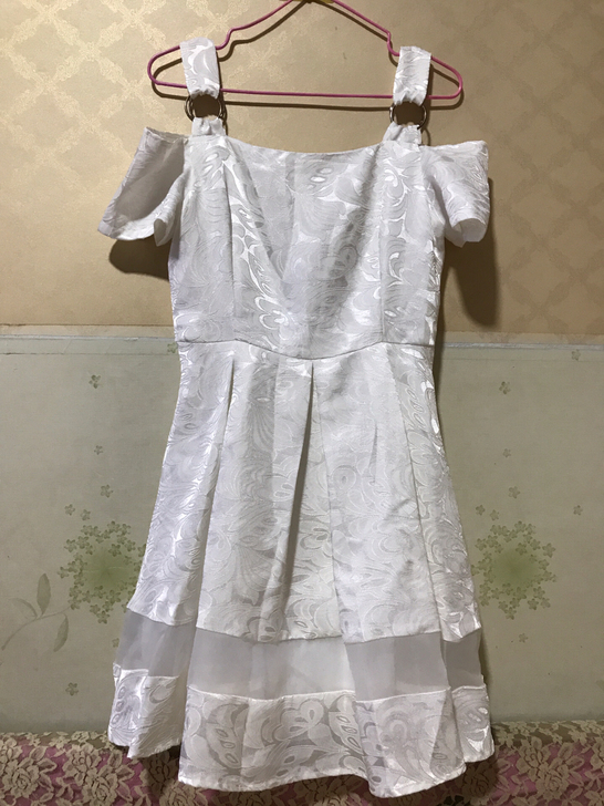 连衣裙 漏肩吊带连衣裙 M码，原相机实拍，...