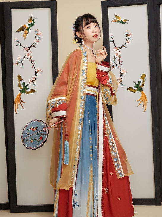 【十三余 小豆蔻儿】[金钗斗]刺绣双层褙子...