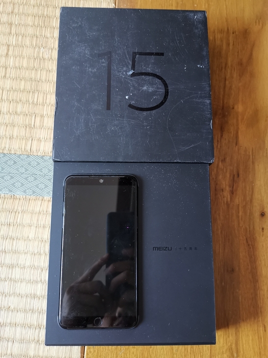 魅族15  4G+64G，备用机摔漏液现在...