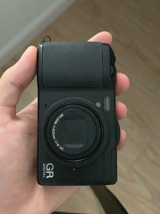 理光grd4 正常使用 两块电池