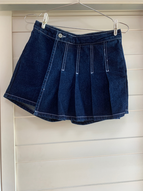 brandy melville牛仔裤裙 全...