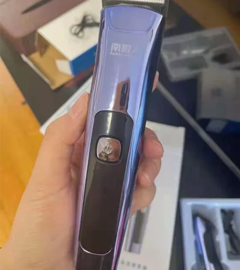 南极人理发器电推剪清仓35包邮，如图所示还...