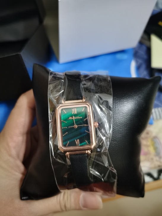 金间绿 黑皮表带 全新 带包装盒