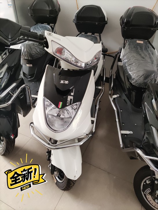 五羊电动车。60V20电池，前碟后鼓