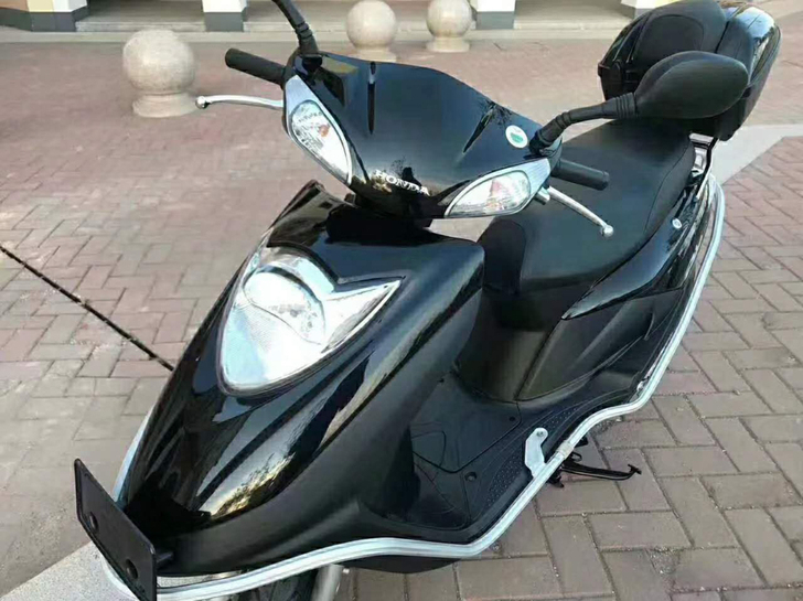 二手摩托车，踏板车，女装车正品新大洲本田D...