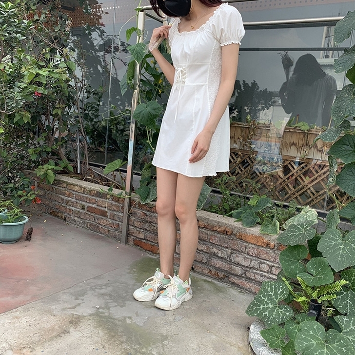 法式泡泡袖小白裙，s码，适合100斤左右美...