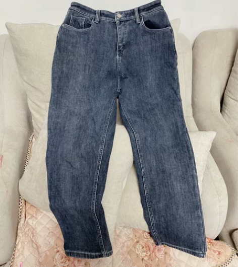 女秋冬加绒直筒牛仔裤 感兴趣的话点“我想要...