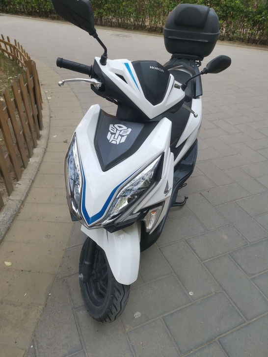 公户一手本田裂行125-手续齐全车况良好，...