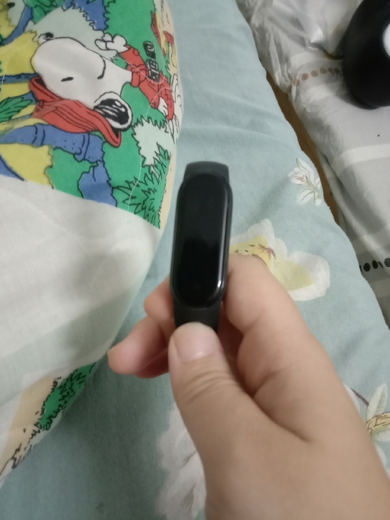 出小米手环NFC5,没有什么划痕,没有原盒...