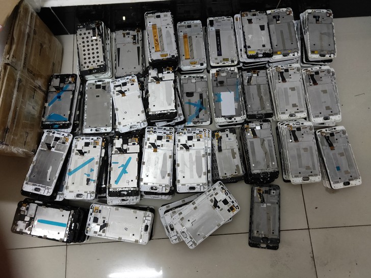 出售魅族，魅蓝系列所有型号屏幕，都是原装带...