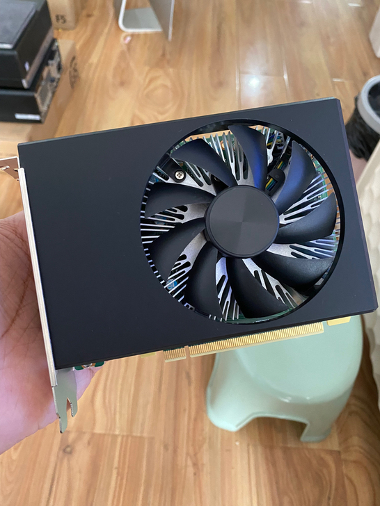 外星人主机r9拆机显卡,1660ti,体积...