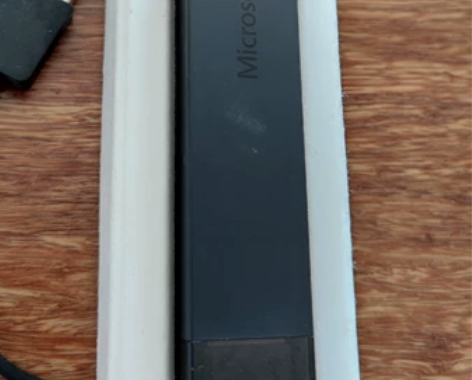 微软无线视频适配器 型号1628，Micr...