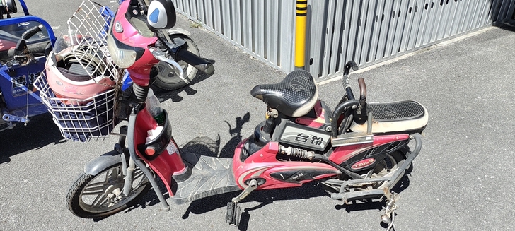 八成新台铃电动车 (48伏12安) 限...