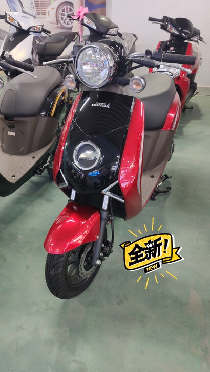 全新五羊本田电动车,净原V3,1200瓦电...