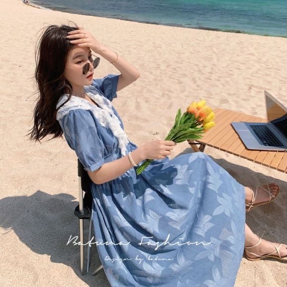 夏季新款法式复古温柔风少女显瘦泡泡袖连衣裙
