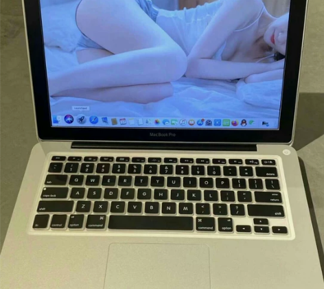 自用i9顶配笔记本电脑Macbookpro...